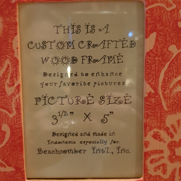 NWT. Handcrafted Wood Photo Frame - Picture 5 of 7